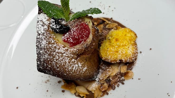 Vesuvio Roof Bar & Restaurant - 1