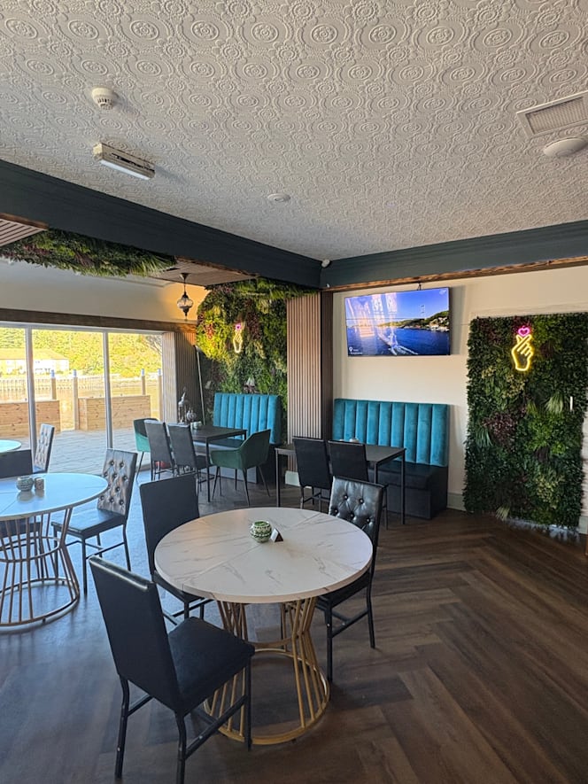 Rivers Lounge - 9