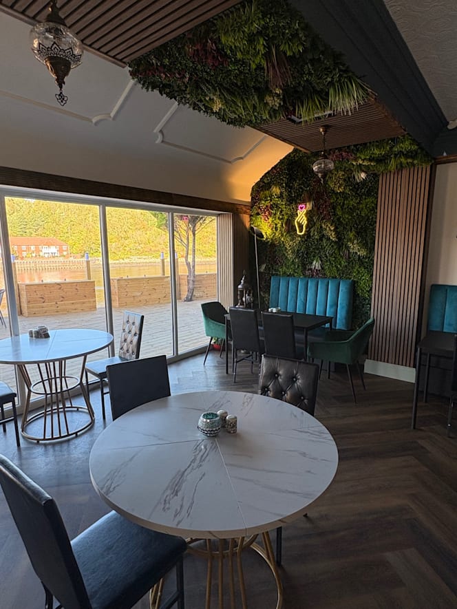 Rivers Lounge - 7