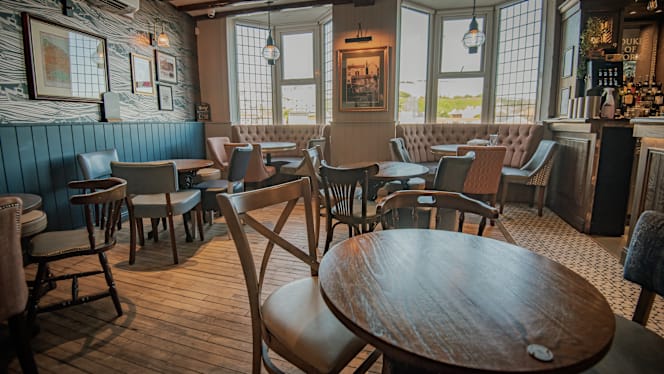 Duke Of York Whitby - 1