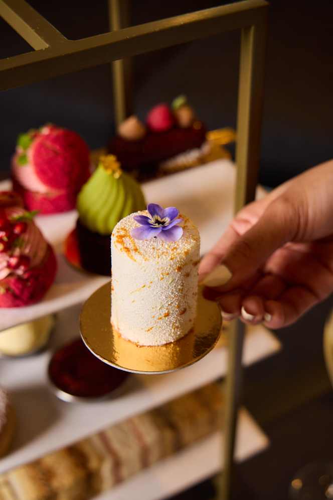 The Library Champagne Bar - 6