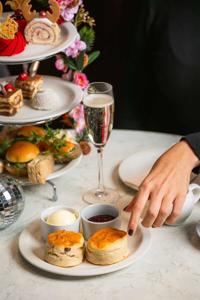 MAMMA MIA! Afternoon Tea at Strand Palace - 8