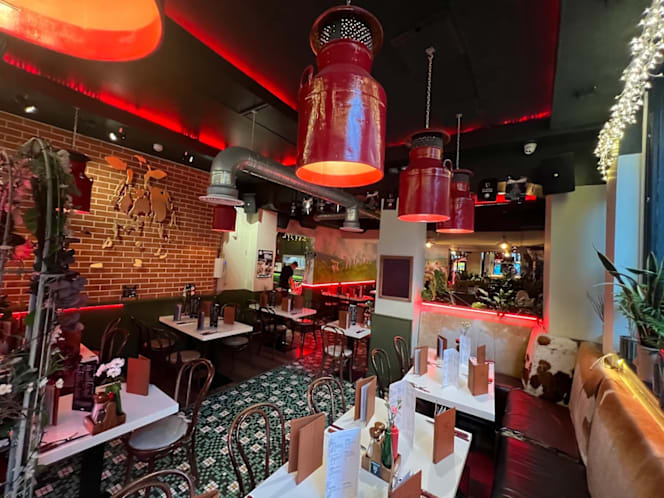 BóBós Burgers Restaurant - 7