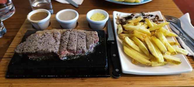 Rafter's Gastro Pub & Accommodation - 2