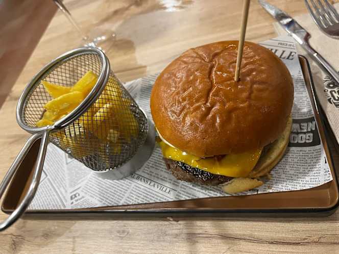 Comoloco Gastrobar - 2