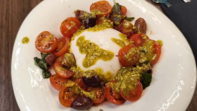 Italian Touch By Ivano Pizzeria & Ristorante - 5