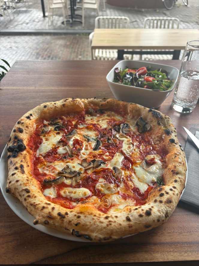 Spazio Lunchroom en Pizzeria - 8