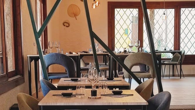 NOY Restaurant - 6