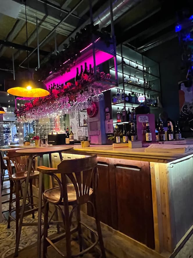 Blacky Flamenco Bar - 5
