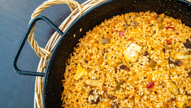 abba mia Restaurant by abba Huesca Hotel - 6