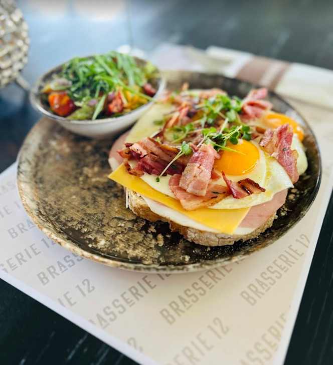 Brasserie 12 - 1