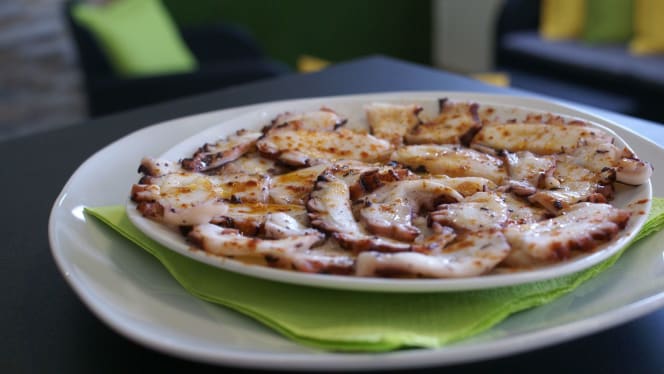 Baraka Cafe & Grill - 7