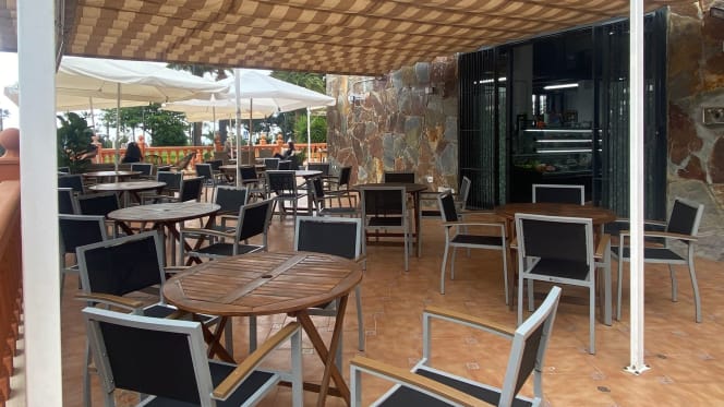 Baraka Cafe & Grill - 5