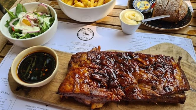 Brasserie Woods - 1
