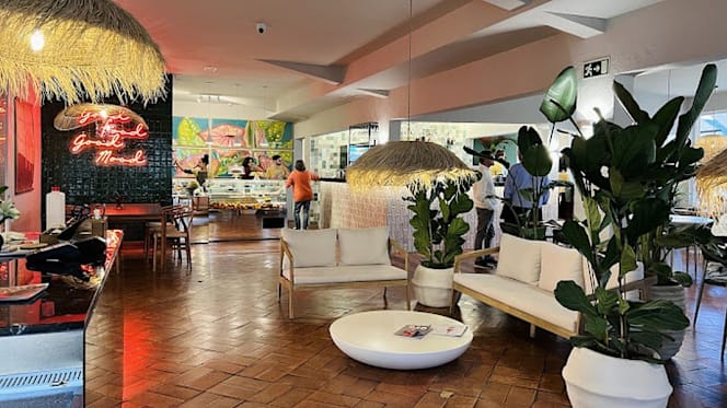 CoolAres - Foods & Goods - Brunch Restaurant - 9
