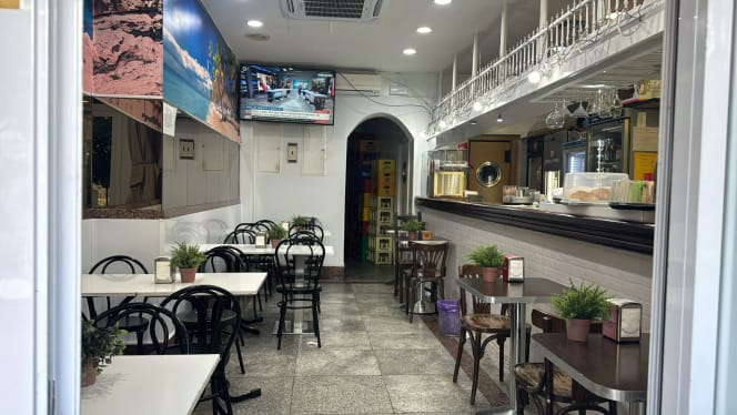 El Rincón de la Taberna - Bar Cafetería Lima - 1