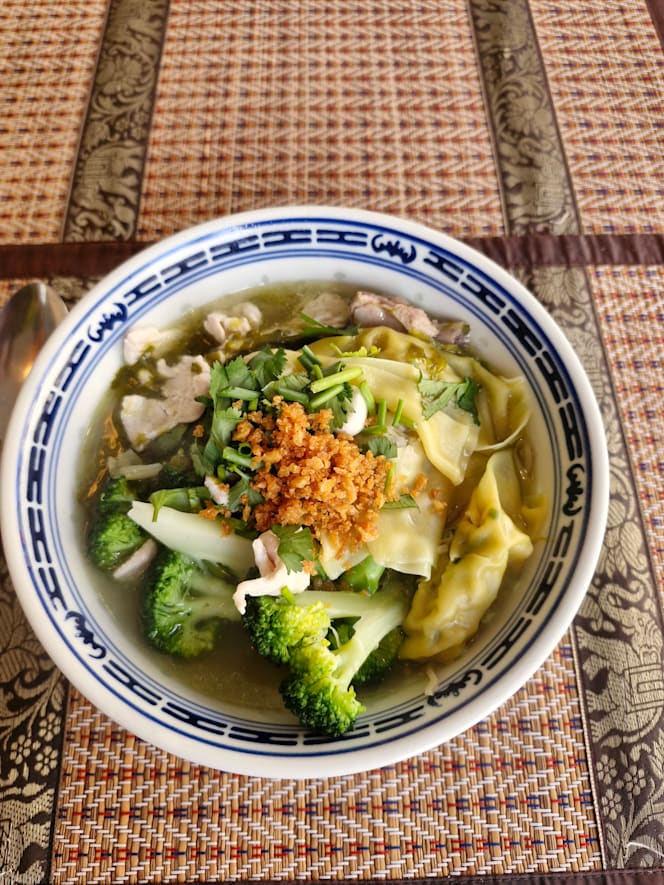 Yom Thai Food - 2