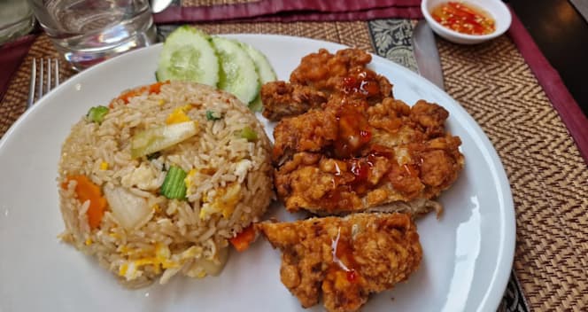 Yom Thai Food - 9