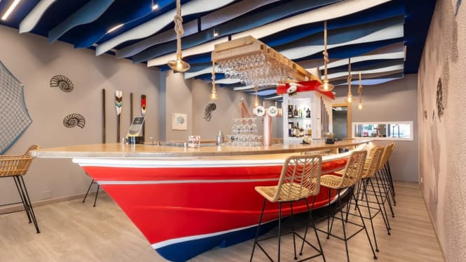 Nacar Oyster Bar - 4