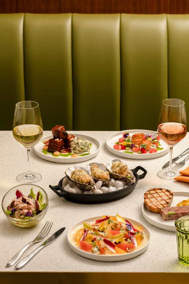 Park Corner Brasserie - 5