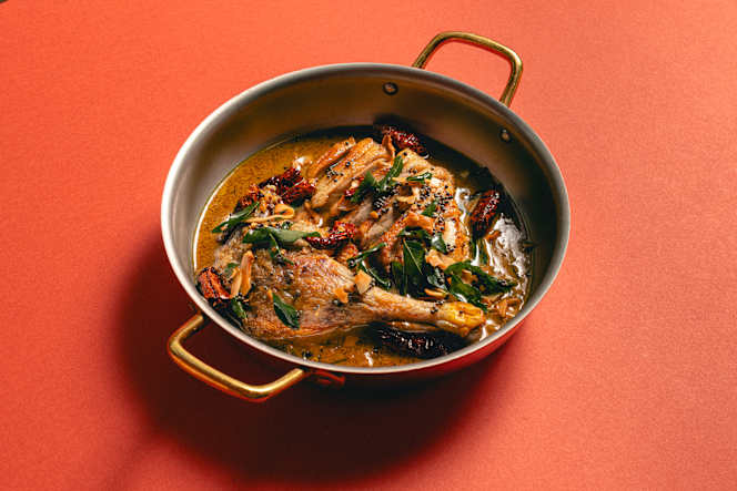 Kricket Canary Wharf - 1