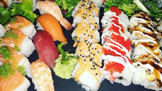 Nishiki Sushi Restaurant - 4