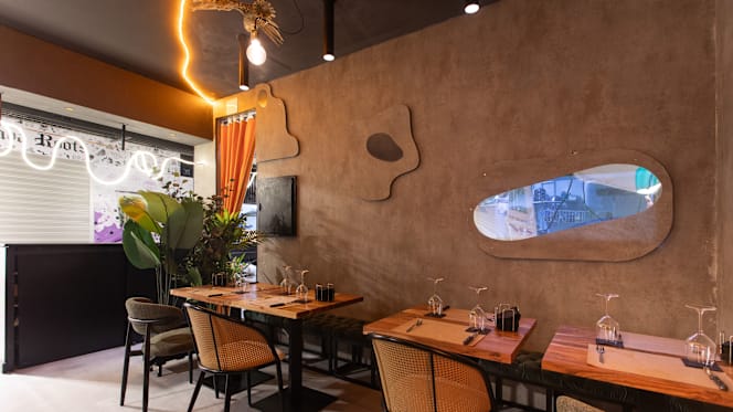 Sixtizo Gastro Bar - 9
