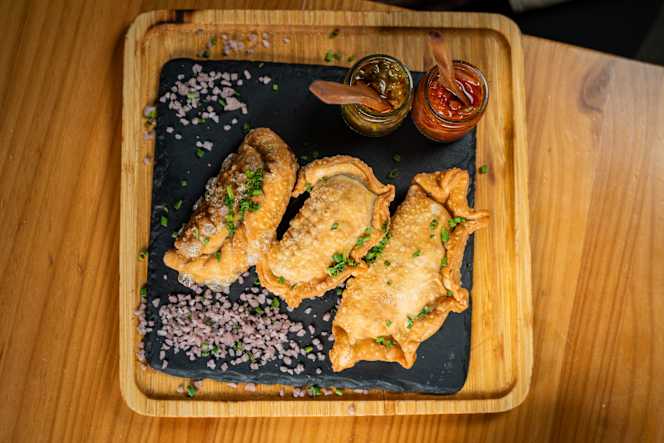 Barcelona Grill Steak House - 4