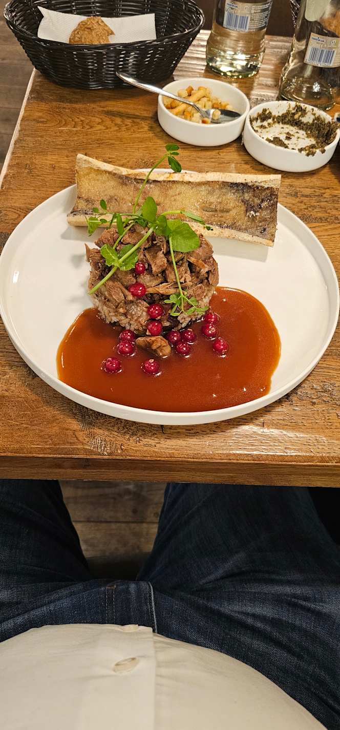 Qashik Restaurant & Lounge - 5