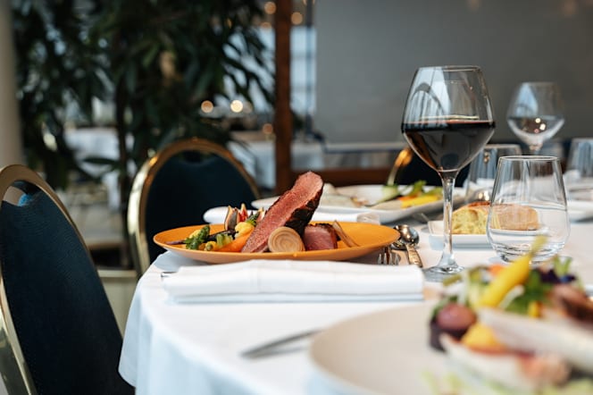Restaurant Ailleurs Westotel Nantes - La Chapelle-sur-Erdre - 0