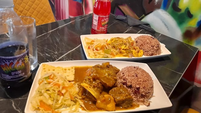 Comie's Caribbean Grill - 5