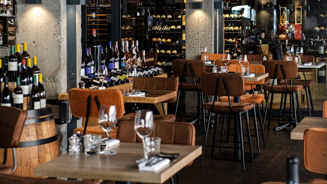 La Tenuta Wine Shop, Bar & Restaurant - Geneve - 7