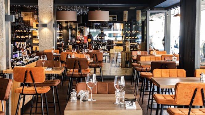 La Tenuta Wine Shop, Bar & Restaurant - Geneve - 5