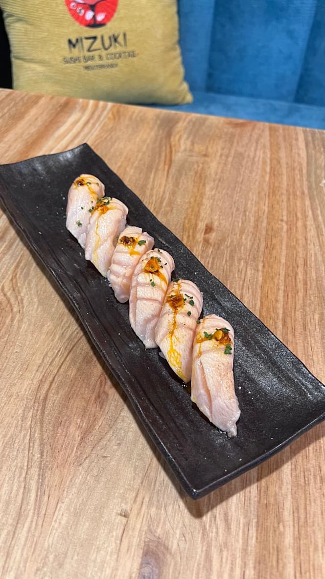 Mizuki Sushi & Cocktail - 1