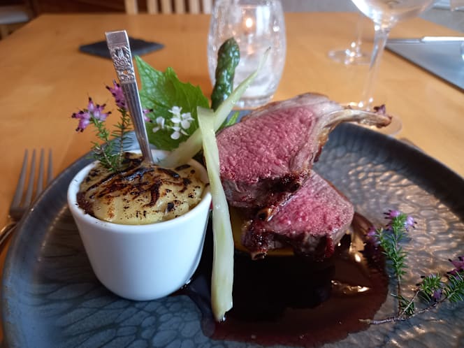 Wolds Restaurant at Orchard Lodge - 9