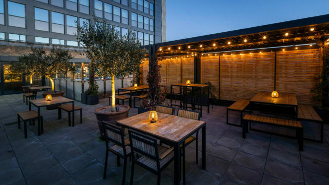 Mercure Newport - 2
