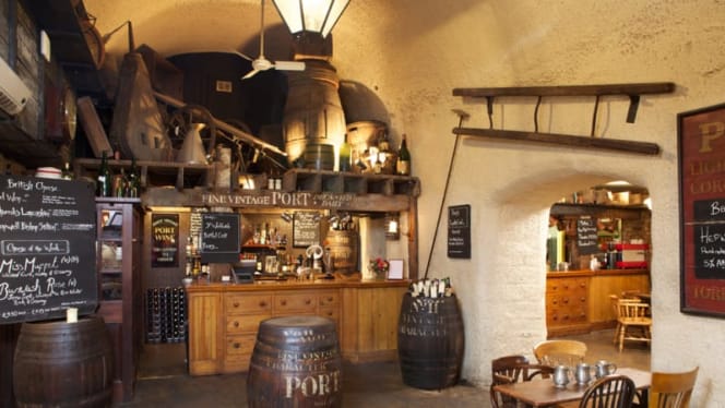 Mug House - 6