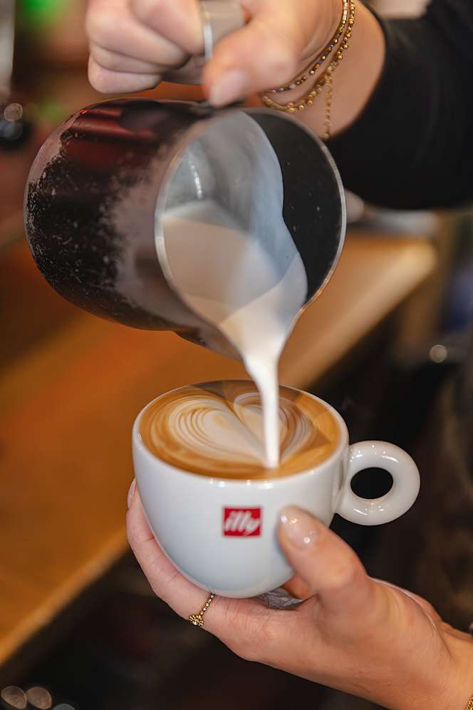 Brasserie La Reine - 4