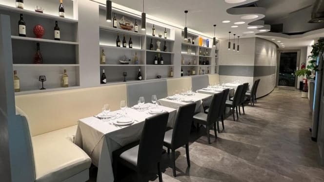 Sardinia Restaurant - 8