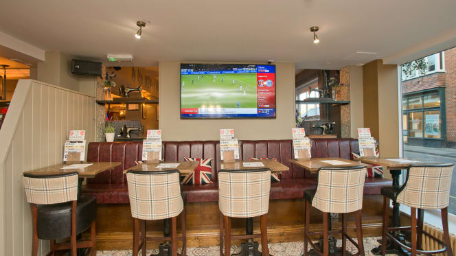Drapers Arms - 2