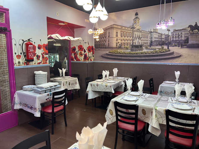 Baisakhi Indian Restaurant - 5