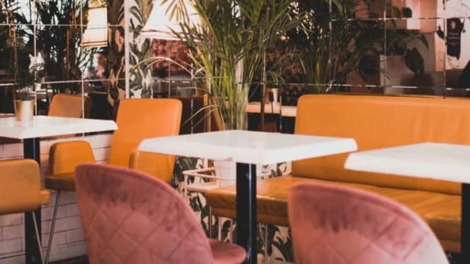 Spazio Cafe & Bistro - 4