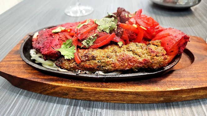 East4West Indian Restaurant and Takeaway - 8
