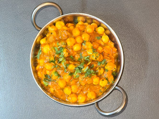 Curry ‘N’ Grill house - 1