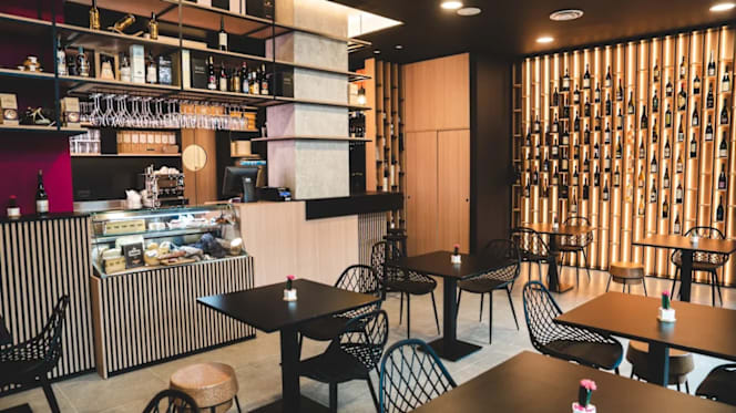 Enoteca Tell Me Wine - Rho - 0
