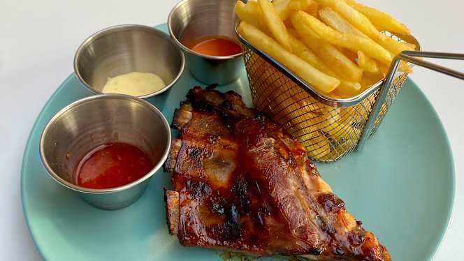 Bistró Mar & Montaña - 2