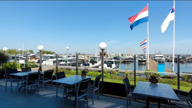 Meat & Fish Aan De Haven - 2