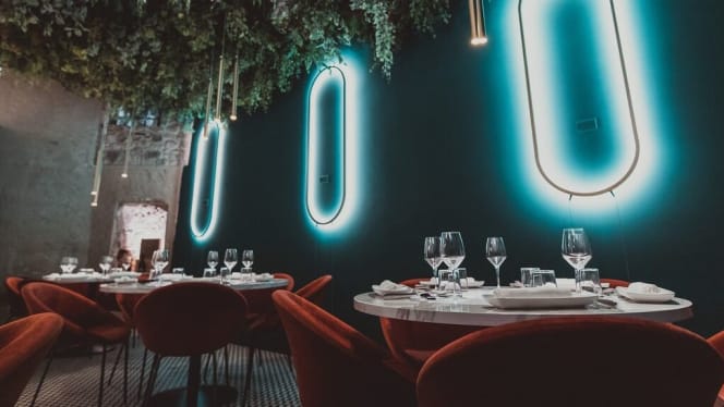 Autentico Restaurant - 7