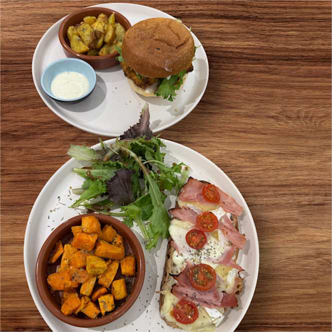 Cocoricow Restaurant - 3