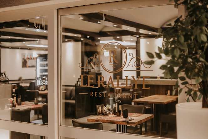 Rallye Restaurant - 1